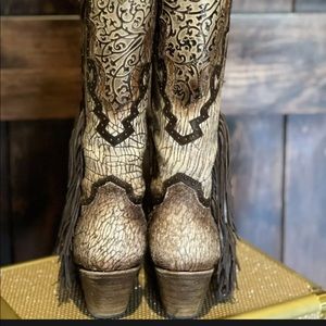 Corral Snip Toe Fringe Boots